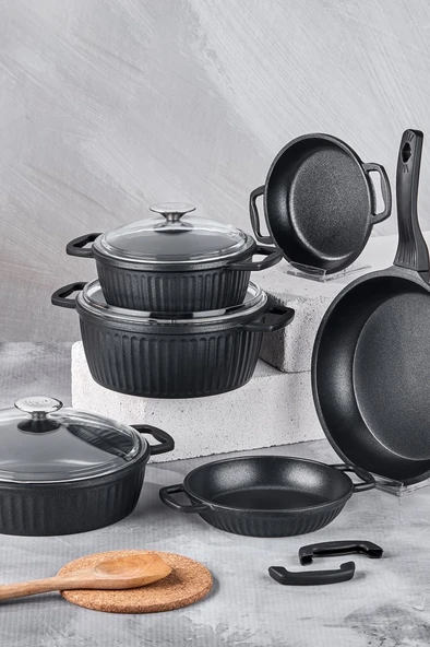 Taç Valeriya Döküm 9 Parça Tencere Seti