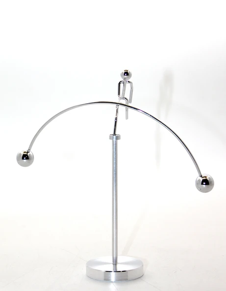 Newton Denge Adam Model 2 ürün görseli