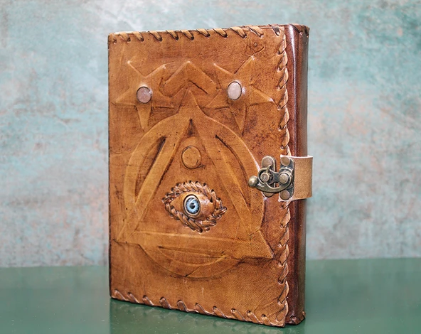 Taşlı Deri Defter Model 1 ürün görseli