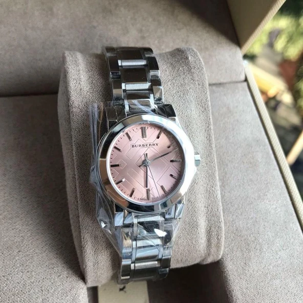 Burberry BU9231 Kadın Kol Saati - 4
