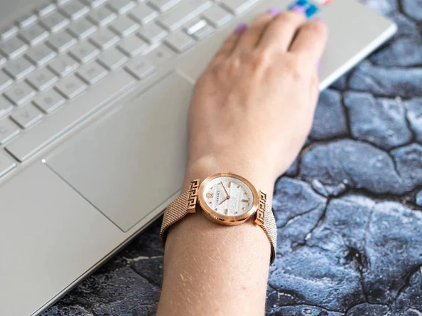 Versace VRSCVELW00620 Kadın Kol Saati - 4