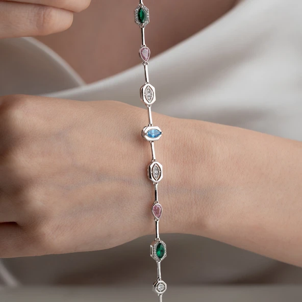 Kadın 925 Ayar Gümüş Renkli Taşlı Trend Zarif Bileklik - Resim 5