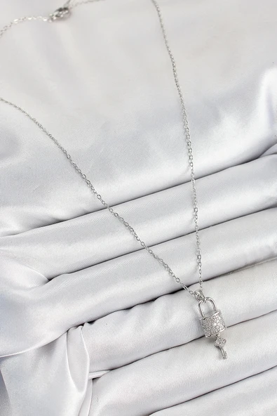 pilelistore 316L Çelik Zirkon Taşlı Kilit Ve Sallantılı Anahtar Model Gümüş Renk Kadın Kolye - TJ-BKO10354 - 2