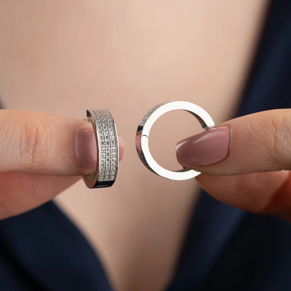 925 Ayar Gümüş Taşlı Halka Küpe ürün görseli