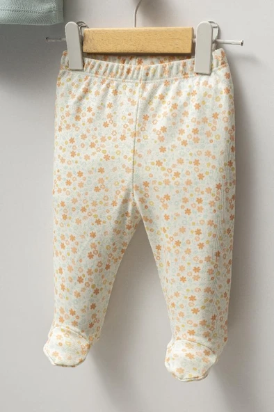 Bebitof %100 Pamuk Sevimli Ay ve Bulutlar Desenli Bebek 5 Parça Yenidoğan Hastane Çıkışı Zıbın Seti BBTF.YSL.20223 - 5