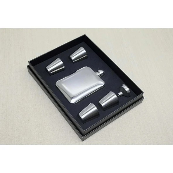 pilelistore 4 Shot Bardaklı Matara Seti