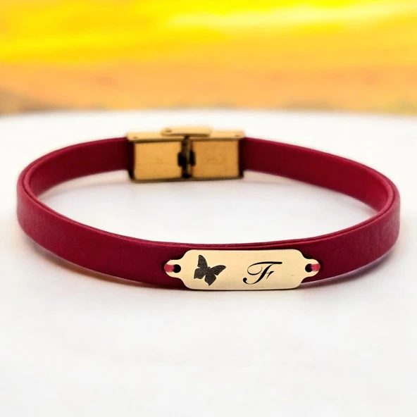 14 Ayar Altın Plakalı Harfe Özel Kelebek Figürlü Doğal Kırmızı Derili Hediye Bileklik-652 ürün görseli