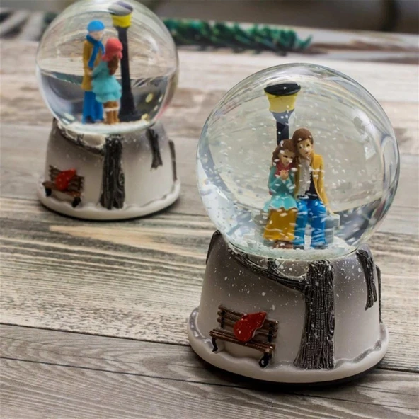 pilelistore Orta Boy Sokak Lambalı Sevimli Çiftler Kar Küresi