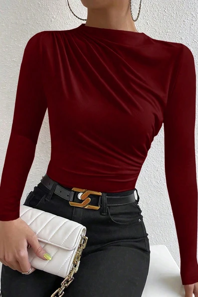 Kadın Bordo Belden ve Boyundan Büzgü Detaylı Uzun Kollu Bluz ürün görseli