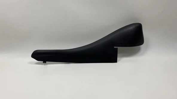 Ön Cam Izgarası Sağ Yan Köşesi Renault Master 3 668100009R MAİS - 2