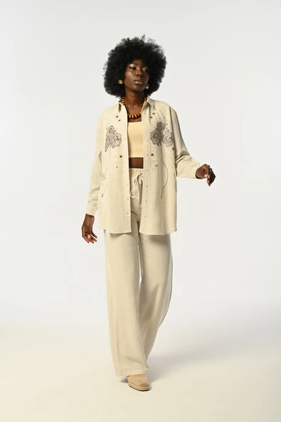 Pullu Nakışlı Oversıze Kesim Natur Renk Gömlek - 4