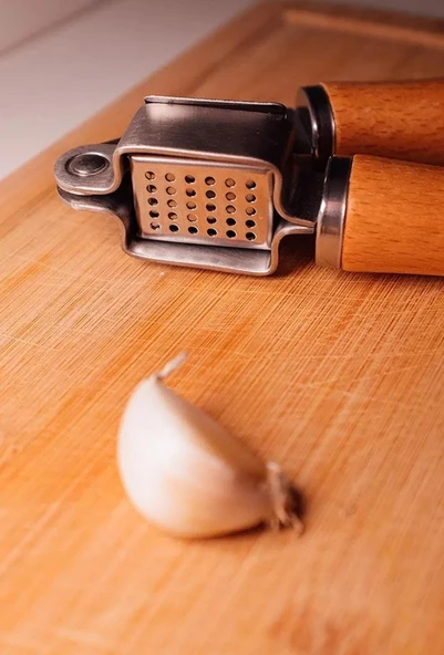 Kayın Saplı Paslanmaz Çelik Sarımsak Ezici - 7