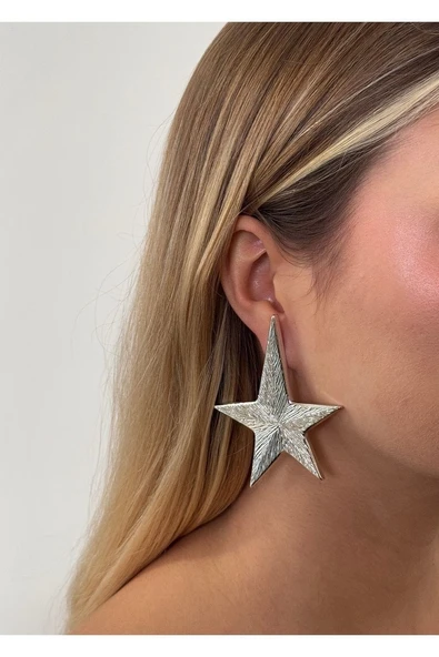 Göz Alıcı Gösterişli Gümüş Kaplama Yıldız Model Şık Çelik Uçlu VIP Bijuteri Küpe | Zarif ve Işıltılı - Resim 2