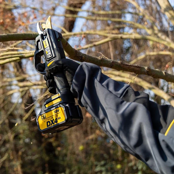 CAT DG236 18Volt 2.0A Li-ion Tek Akülü Profesyonel Kömürsüz Dal Budama Makası - 6