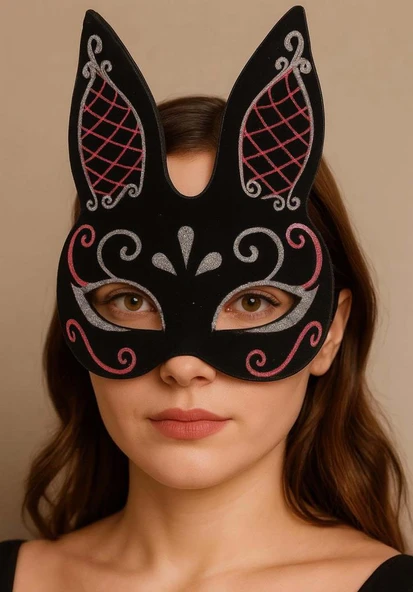 Siyah Renk Kırmızı Beyaz Simli Siyah Süet Kaplama Tavşan Maskesi 18x16 cm - Resim 2