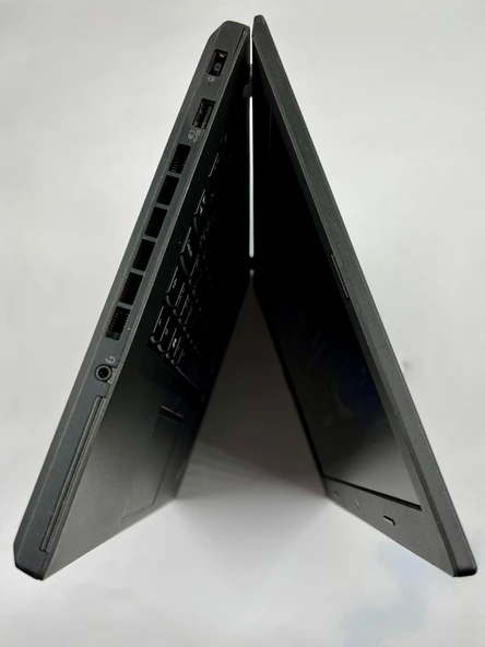 Lenovo Thinkpad T460p İ7 6700hq / 12gb Ram  240 Gb SSD 14" W11P Laptop - 6