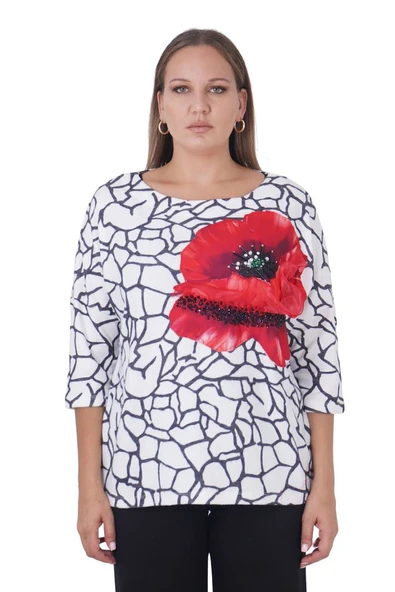 Büyük Beden Kırmızı Çiçek Motifli Kışlık Kapri Kol Bluz ürün görseli
