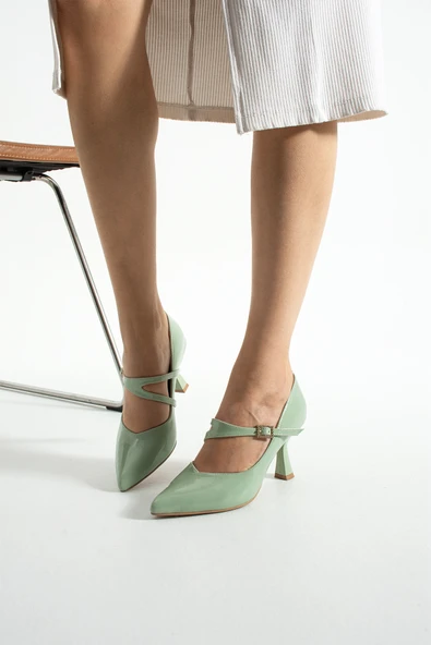 LUNERA Zarif Tokalı Rahat Kalıp Kadın 6,5 cm Topuklu Su Yeşili Rugan Mary Jane Ayakkabı - Resim 4