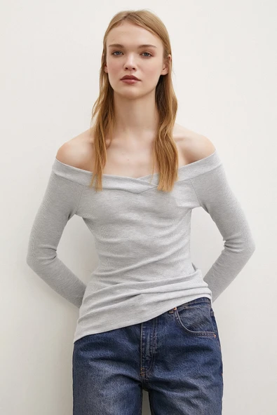 Kayık Yaka Bluz Gri - Resim 3