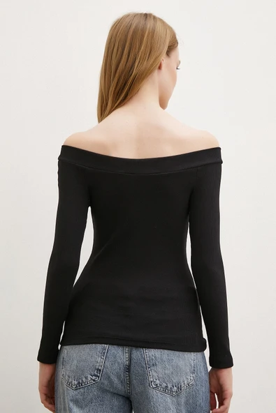 Kayık Yaka Bluz Siyah - Resim 6