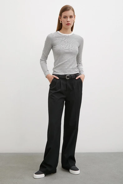 Bisiklet Yaka Çizgili Bluz Beyaz - Resim 2