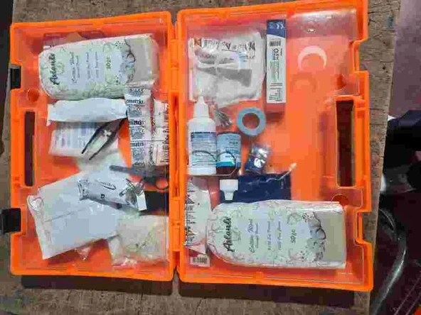 AUTO TSIY070 PLS. İŞYERİ İLKYARDIM SETİ EKO DUVARA MONTE EDİLEBİLİR HIRDAVAT GZD111113 ürün görseli 1