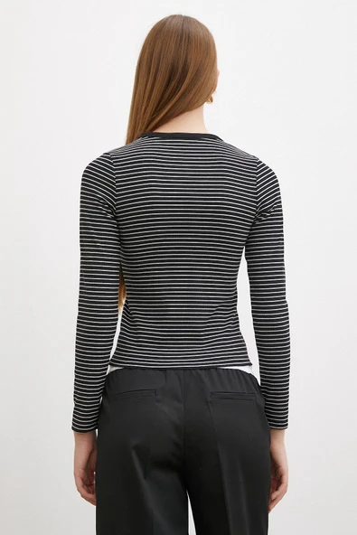 Bisiklet Yaka Çizgili Bluz Siyah - Resim 6