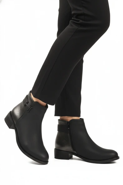 Aspor Siyah Zümrüt Fermuarlı Kürklü Kadın Topuklu Bot ürün görseli