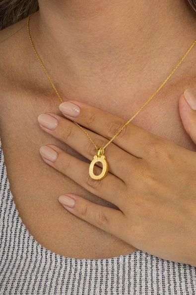 Gümüş Pazarım Altın Kaplama Ö Harfli Kadın 925 Ayar Gümüş Kolye - Resim 2