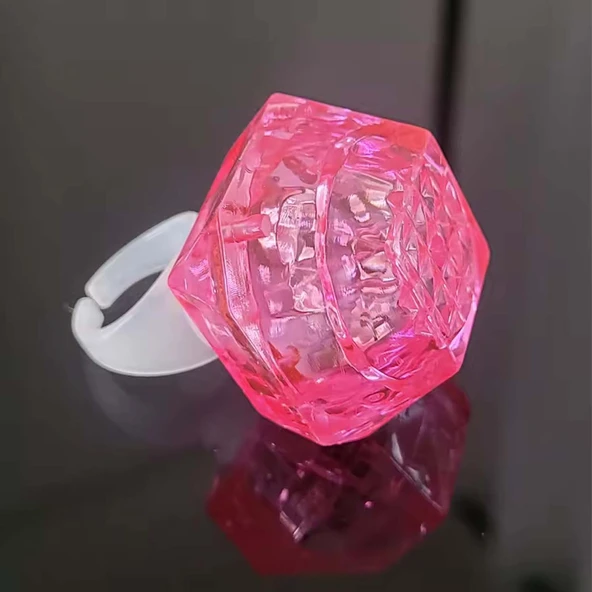Kristal Tasarımlı Led Glow Işıklı 3 Modlu Pembe Yüzük 3.5 x 5 cm ürün görseli