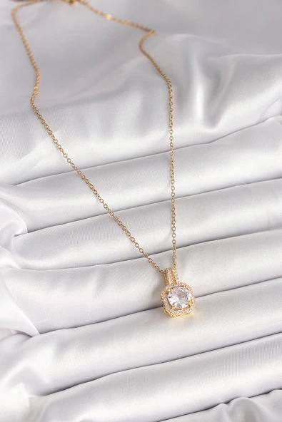 316L Çelik Gold Renk Zincir Zirkon Taşlı Kare Model Kadın Kolye - TJ-BKO9956 - Resim 2