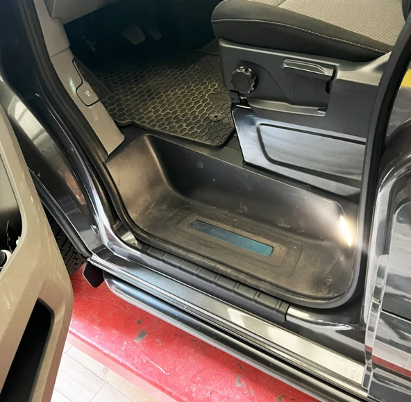 TRANSPORTER T7 PANEL VAN KAPI EŞİĞİ 2025 2026 2027 - Resim 3