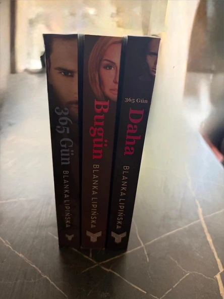 365 Gün Serisi Kitap Seti - Blanka Lipinska - Netflix - Massimo Torricelli - Michele Morrone - Laura Biel - Anna-Maria S - Resim 3