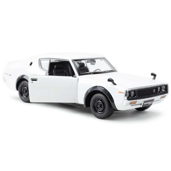 PTTAVM: Maisto 1/24 1973 Nissan Skyline 2000GT-R KPGC110