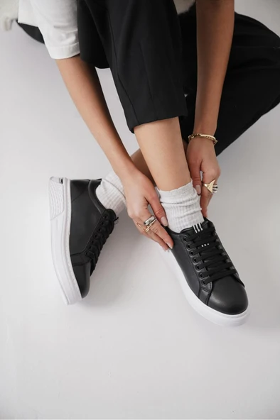 Günlük Kadın Sneaker | Kalın Taban & Şerit Detaylı ürün görseli