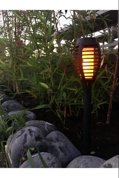 Solar Alev Efektli Bahçe Lambası ürün görseli 1