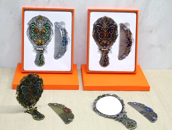 MDB Kelebek Katlanabilir Ayna Ve Tarak Seti Orta Boy ürün görseli 1