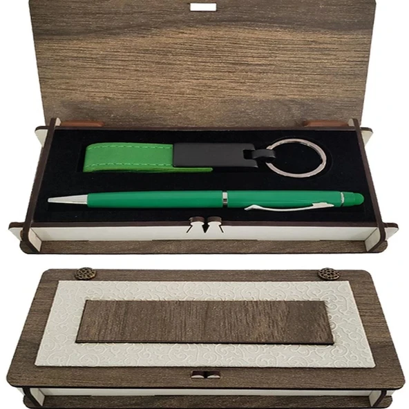 Ahşap Kutulu Yeşil Anahtarlık Ve Kalem Set ürün görseli