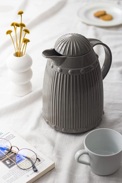 1 LT Isı Yalıtımlı Çay Ve Soğuk Su Termosu Gri (12 Saat Sıcak Tutar& İçi Camdır) - Resim 2