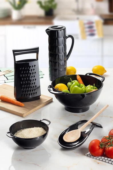 Akrilik Siyah 5 Parça Sürahi & Rende & Süzgeç & Mini Süzgeç & Kaşıklık & Mutfak Çeyiz Seti - Resim 2