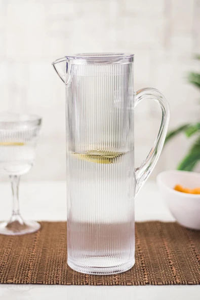 Akilik Barok 1,5 Lt Şeffaf Sürahi (Buzdolabı Kapak Rafına Sığar) ürün görseli 1