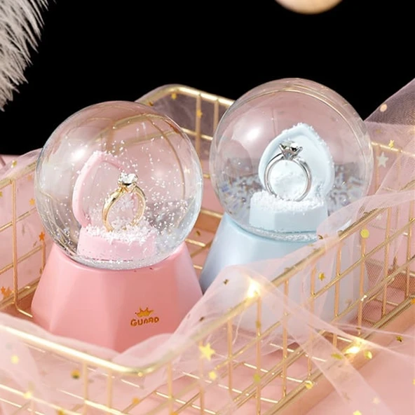 Tektaş Yüzük Temalı Işıklı Küçük Boy Kar Küresi ürün görseli