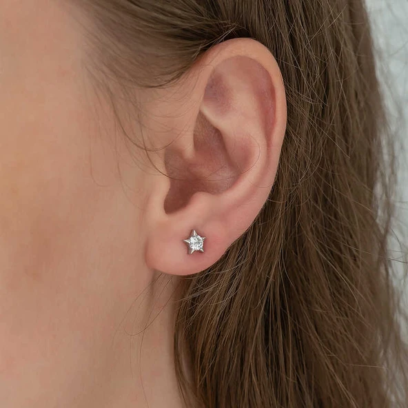 Gümüş Tek Taşlı Yıldız Çivili Küpe - Resim 2