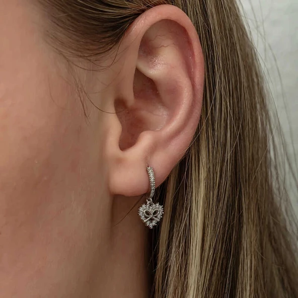 Gümüş Kalp Kurdele Sallantılı Kadın Küpe - Resim 3