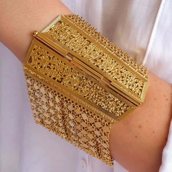 Altın Kaplama İmitasyon Urfa Akıtma Desenli Bilezik BLZ-3129 ürün görseli