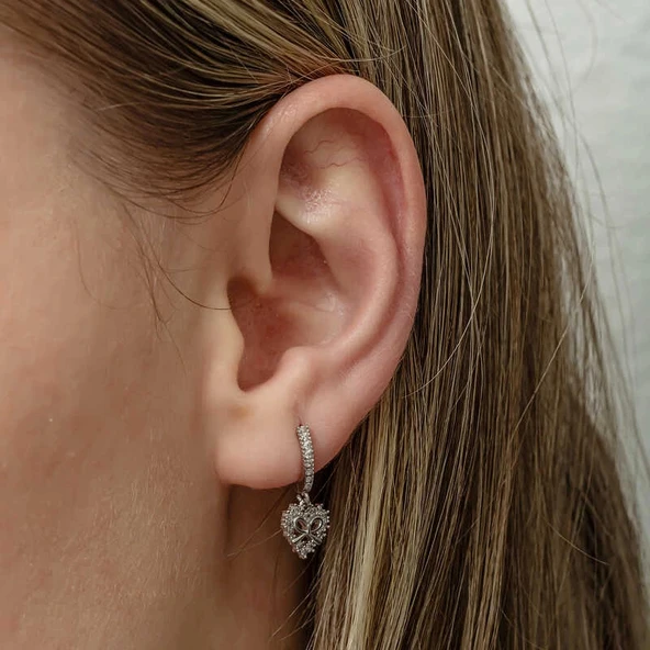 Gümüş Kalp Kurdele Sallantılı Kadın Küpe - Resim 5