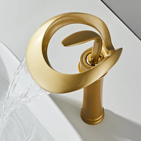 Lüks Gold Şelale Çanak Lavabo Bataryası Premium Tek Kollu Tezgah Üstü Musluk Otel Özel Tasarım - 4