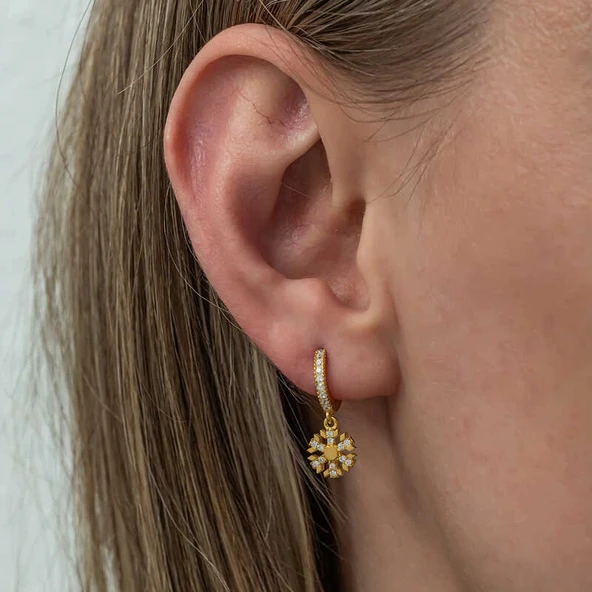 Gümüş Sallantılı Gold Kar Tanesi Kadın Küpe - Resim 3