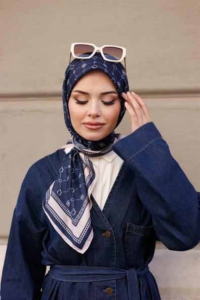 Q Serisi Eşarp Lacivert - 2