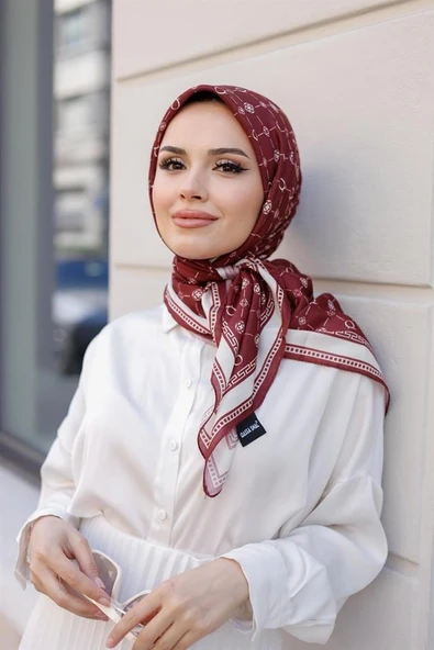 Q Serisi Eşarp Bordo - 2